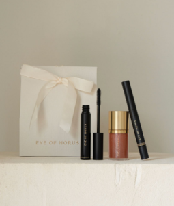 Signature Beauty Gift Set - Light image