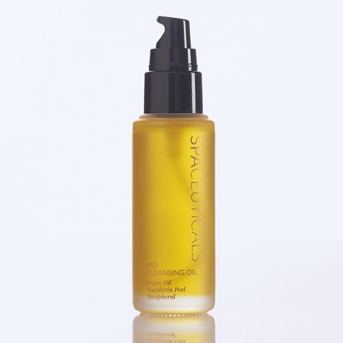 Anti-Ageing Travel Essentials Pack image 2